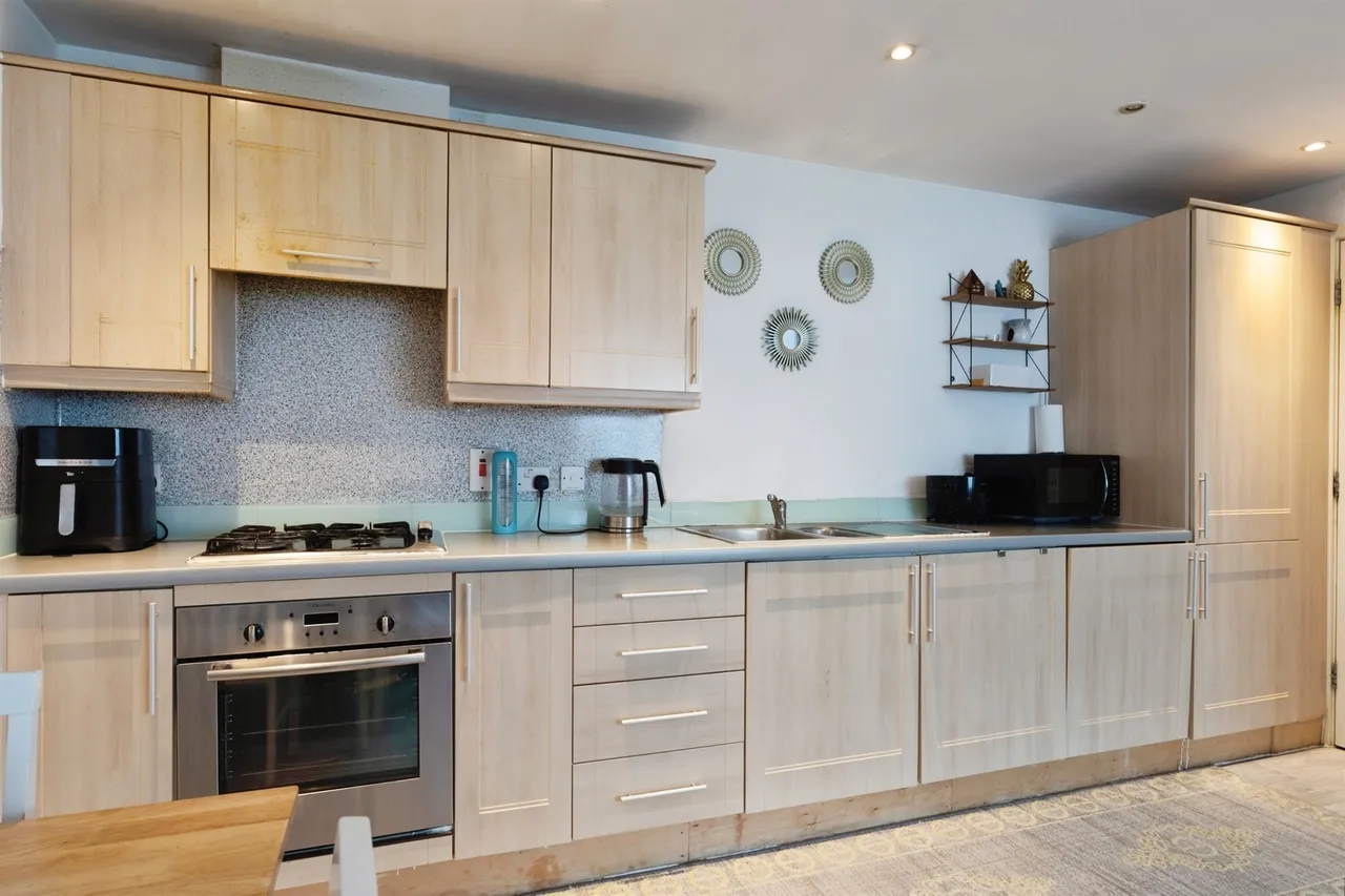 Pickering Road, Barking, photo 9