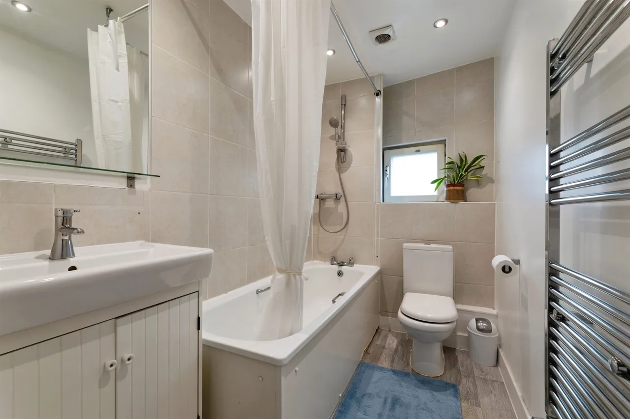 Pickering Road, Barking, photo 7