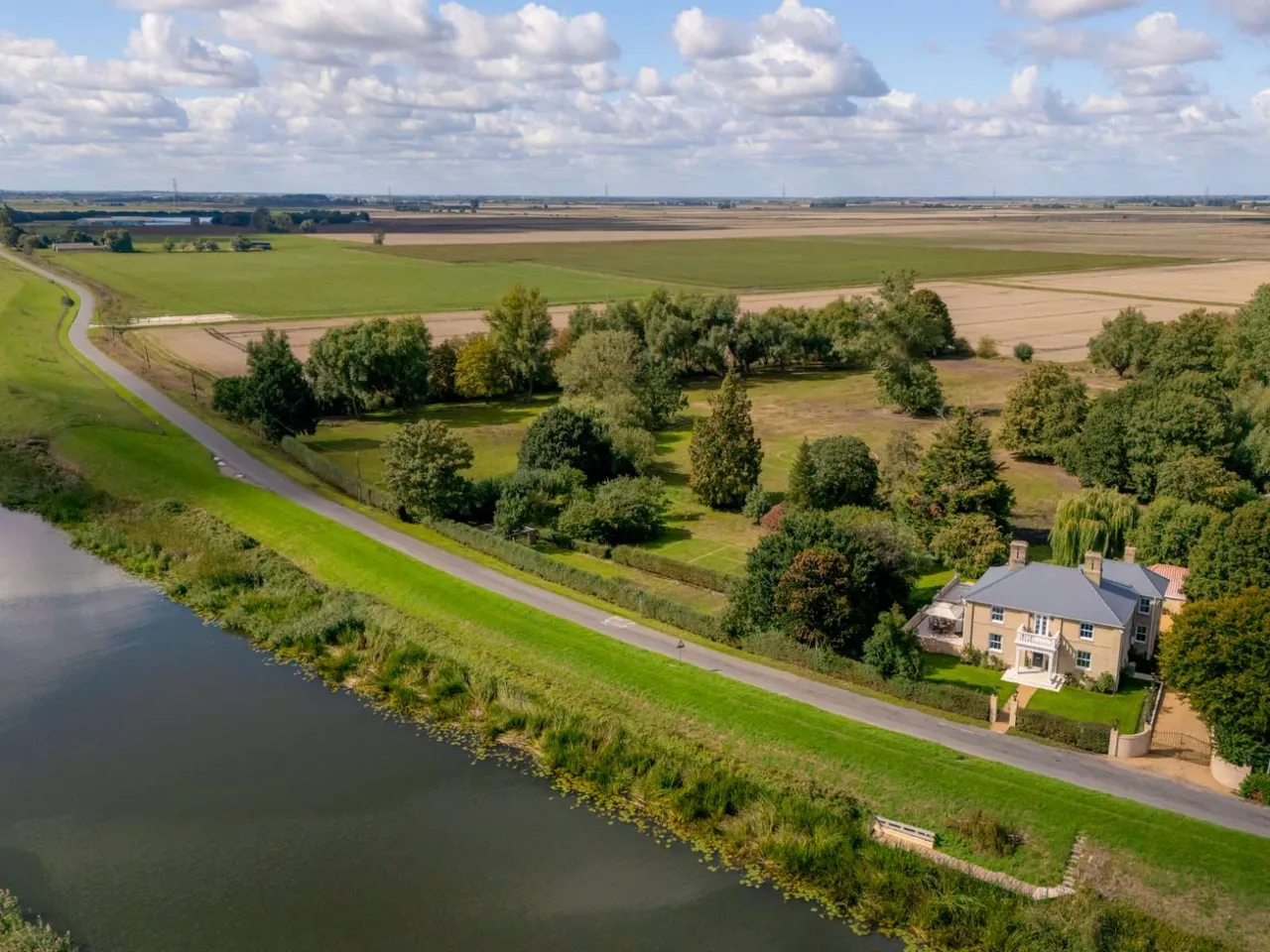 6 bed house for sale, Ten Mile Bank, Littleport, CB6