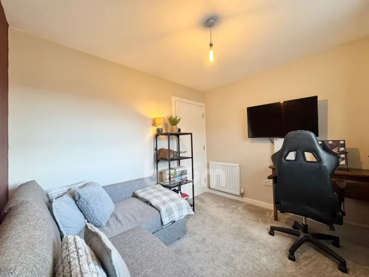 Auldlea Gardens, Beith, KA15, photo 19