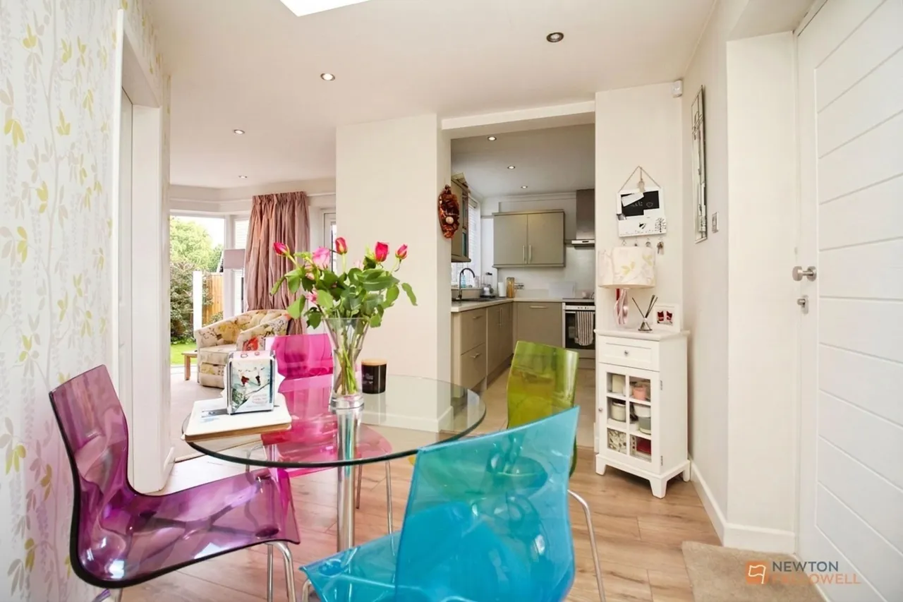 Ambergate Drive, Birstall, LE4, photo 9