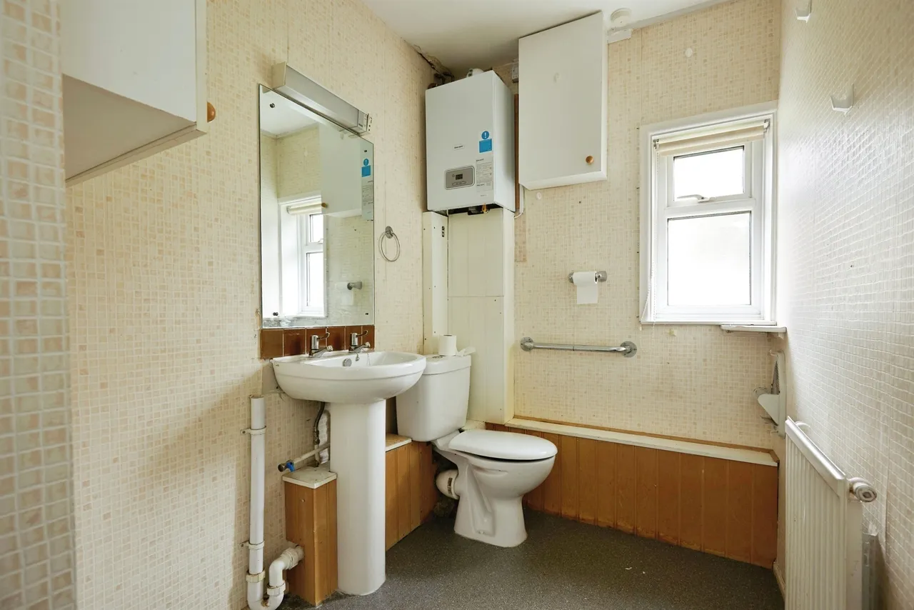St. Edwards Court, Shaftesbury, photo 10