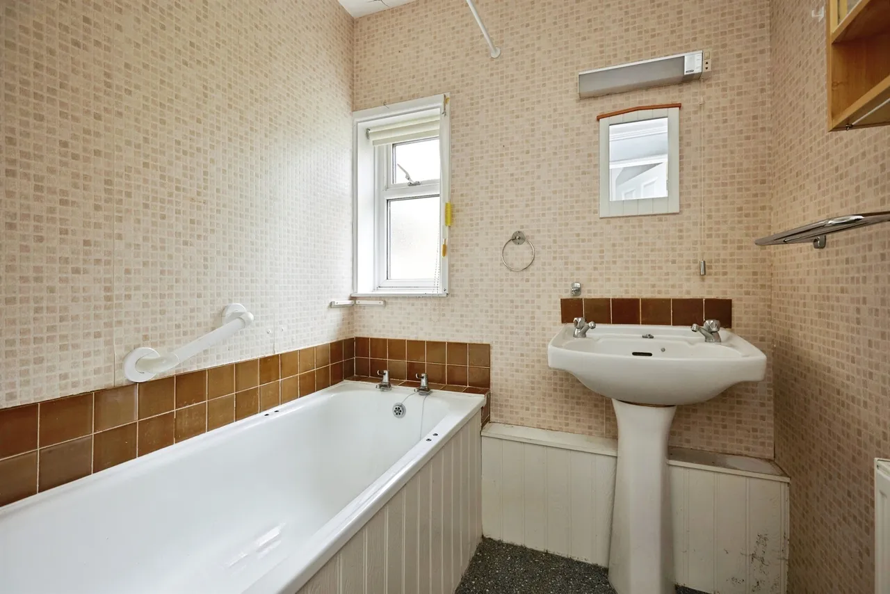 St. Edwards Court, Shaftesbury, photo 9