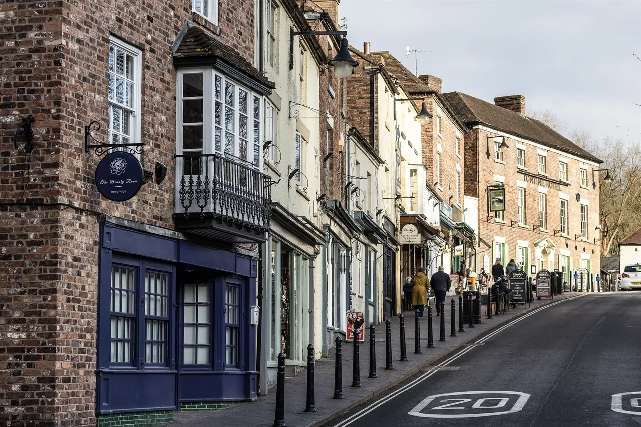 Forbes Close, Ironbridge, TF7, photo 13
