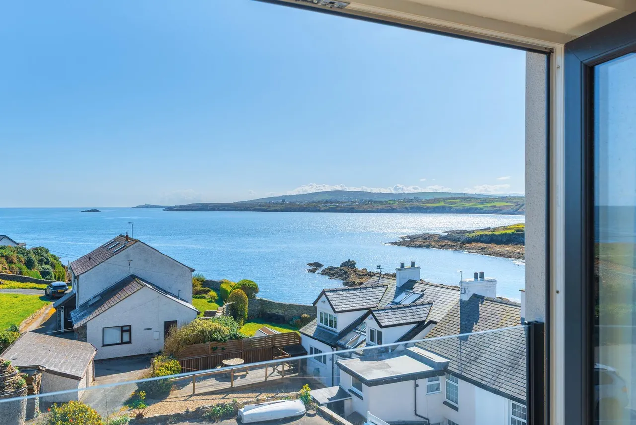 Bull Bay, Amlwch, LL68, photo 14