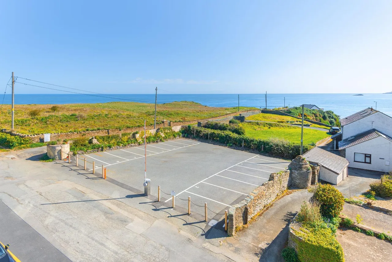 Bull Bay, Amlwch, LL68, photo 35