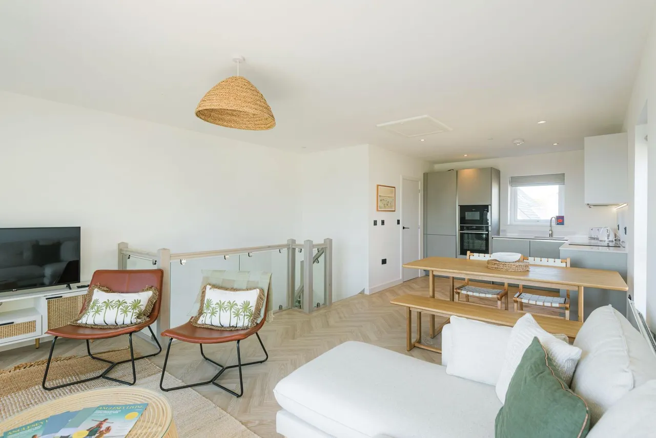 Bull Bay, Amlwch, LL68, photo 32