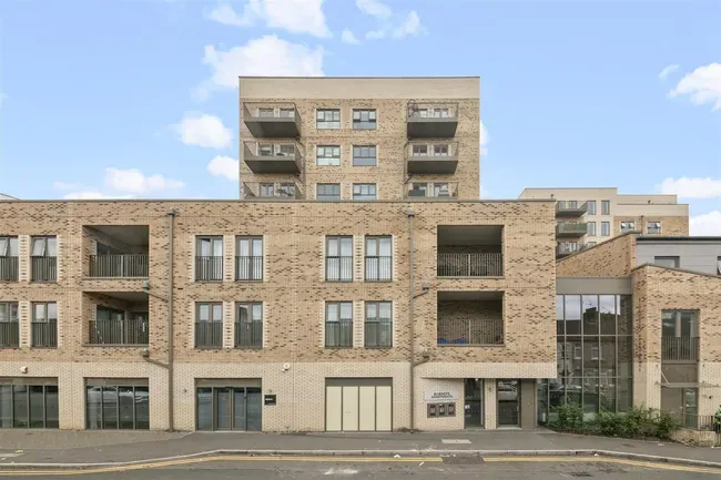 2 bed flat for sale — Blyth Road, Hayes