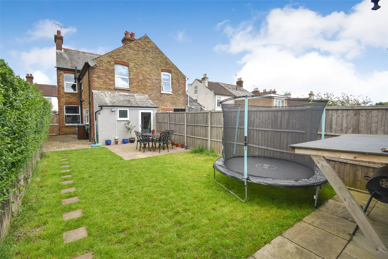 Holly Road, Aldershot, Hampshire, GU12 4SE, photo 13