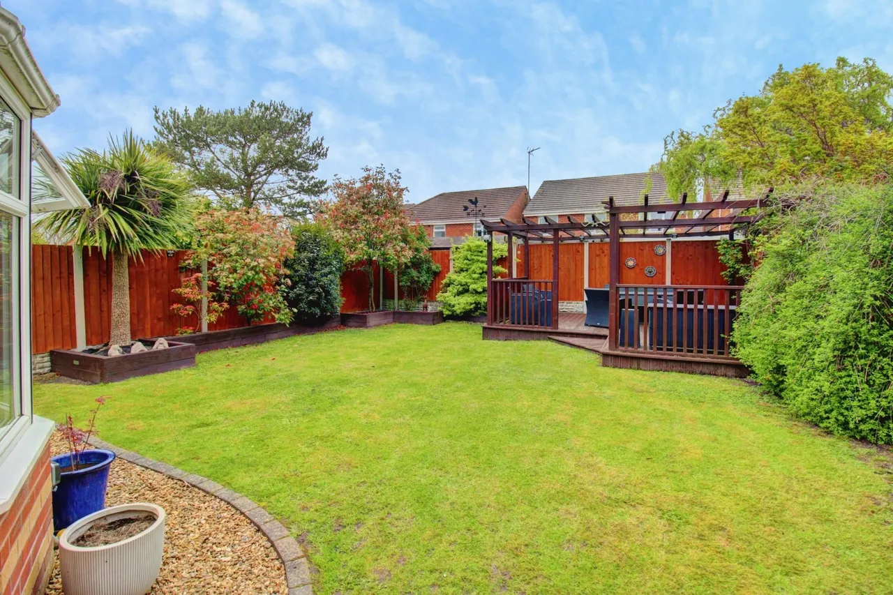 Canterbury Drive, Rugeley, WS15, photo 18
