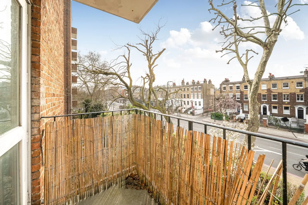 Kennington Park Road, Kennington, London, SE11, photo 10