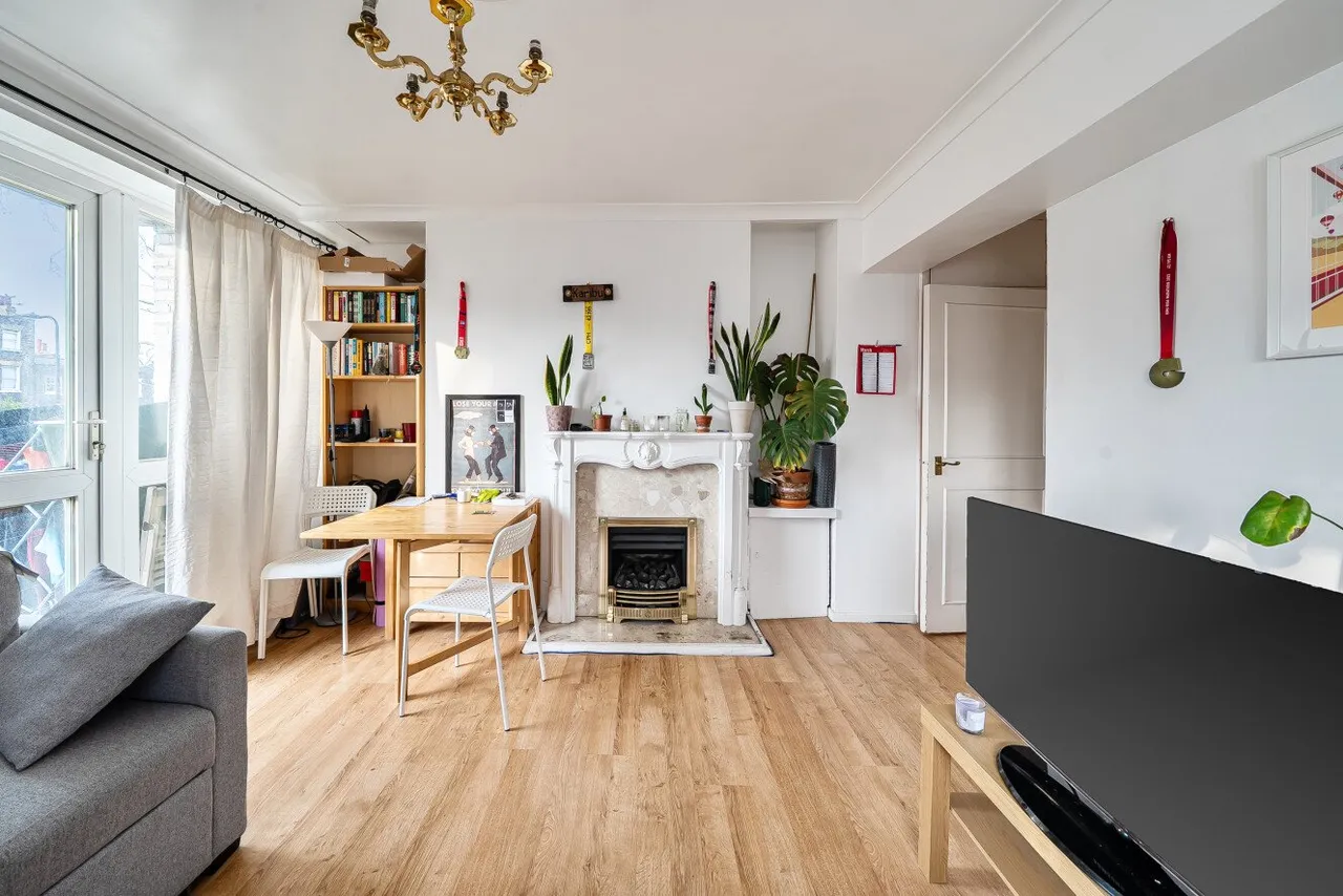 Kennington Park Road, Kennington, London, SE11, photo 7