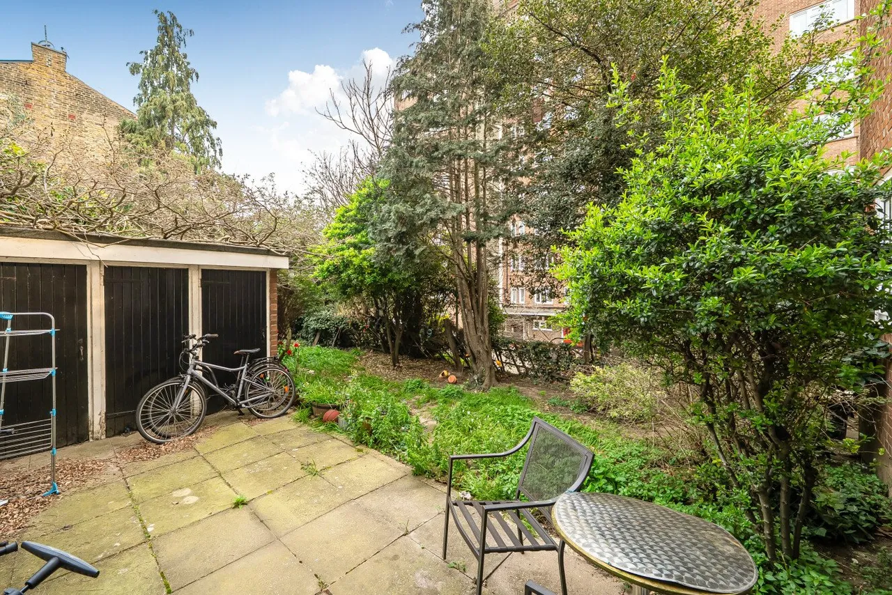 Kennington Park Road, Kennington, London, SE11, photo 4