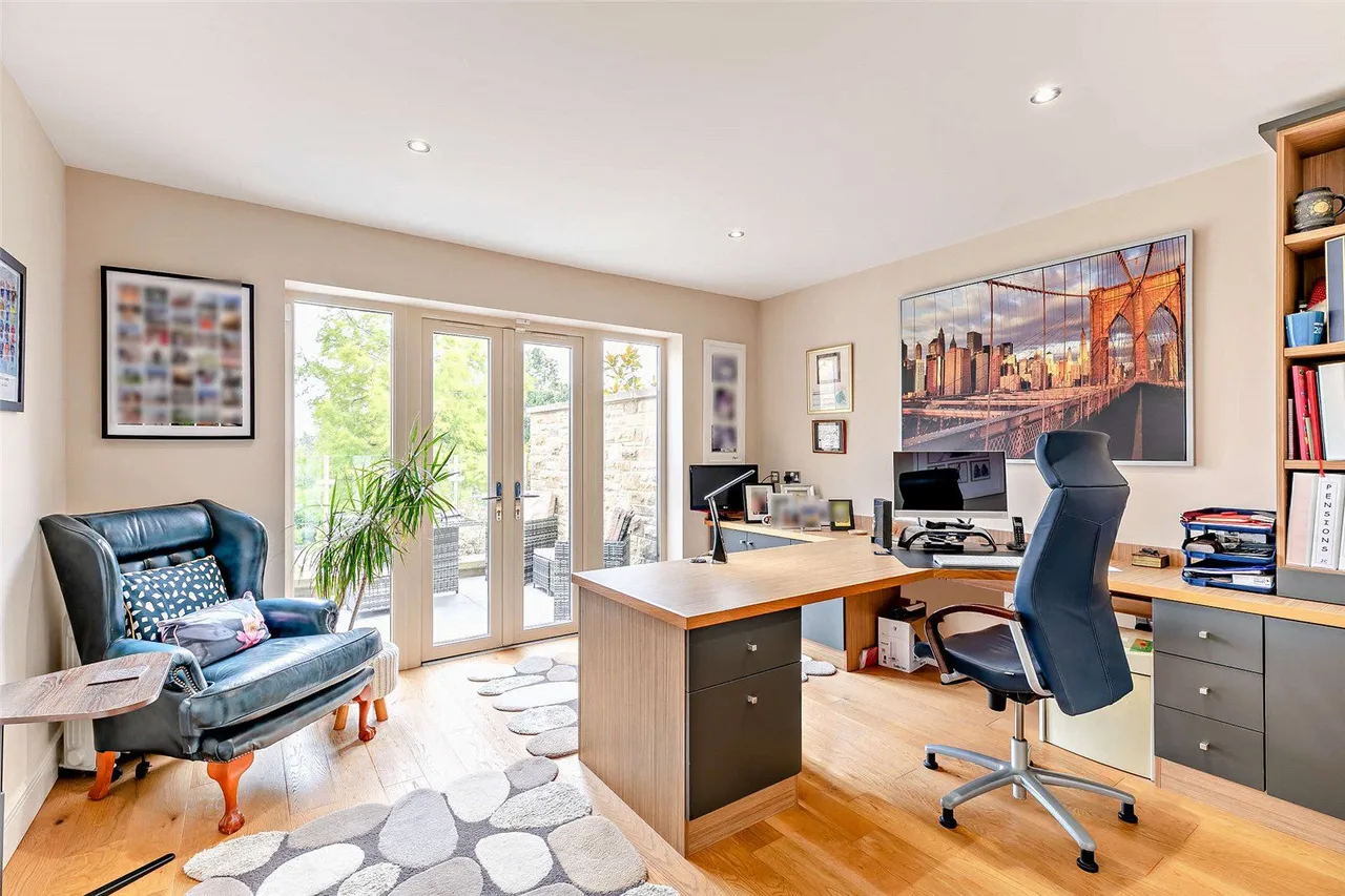 Fulwith Grove, Harrogate, North Yorkshire, HG2 8HN, photo 7