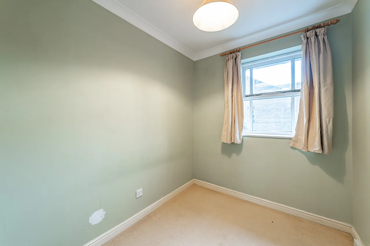 Wycliffe Road, London, SW11, photo 9