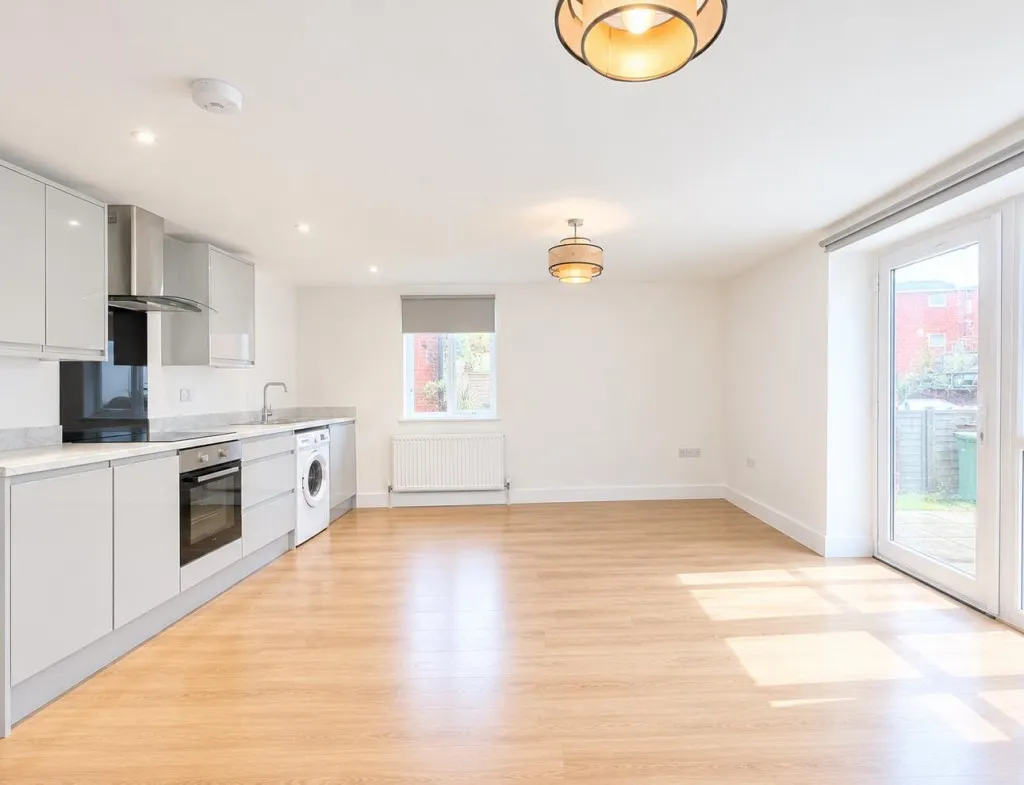 Barton Hill Road, Bristol, BS5, photo 2
