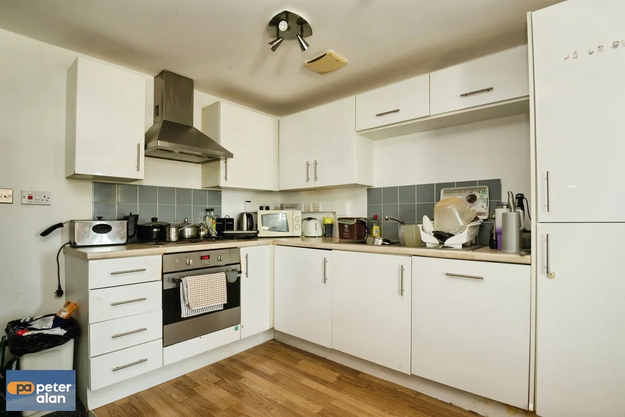 Cowbridge Road East Cardiff, CF11, photo 4