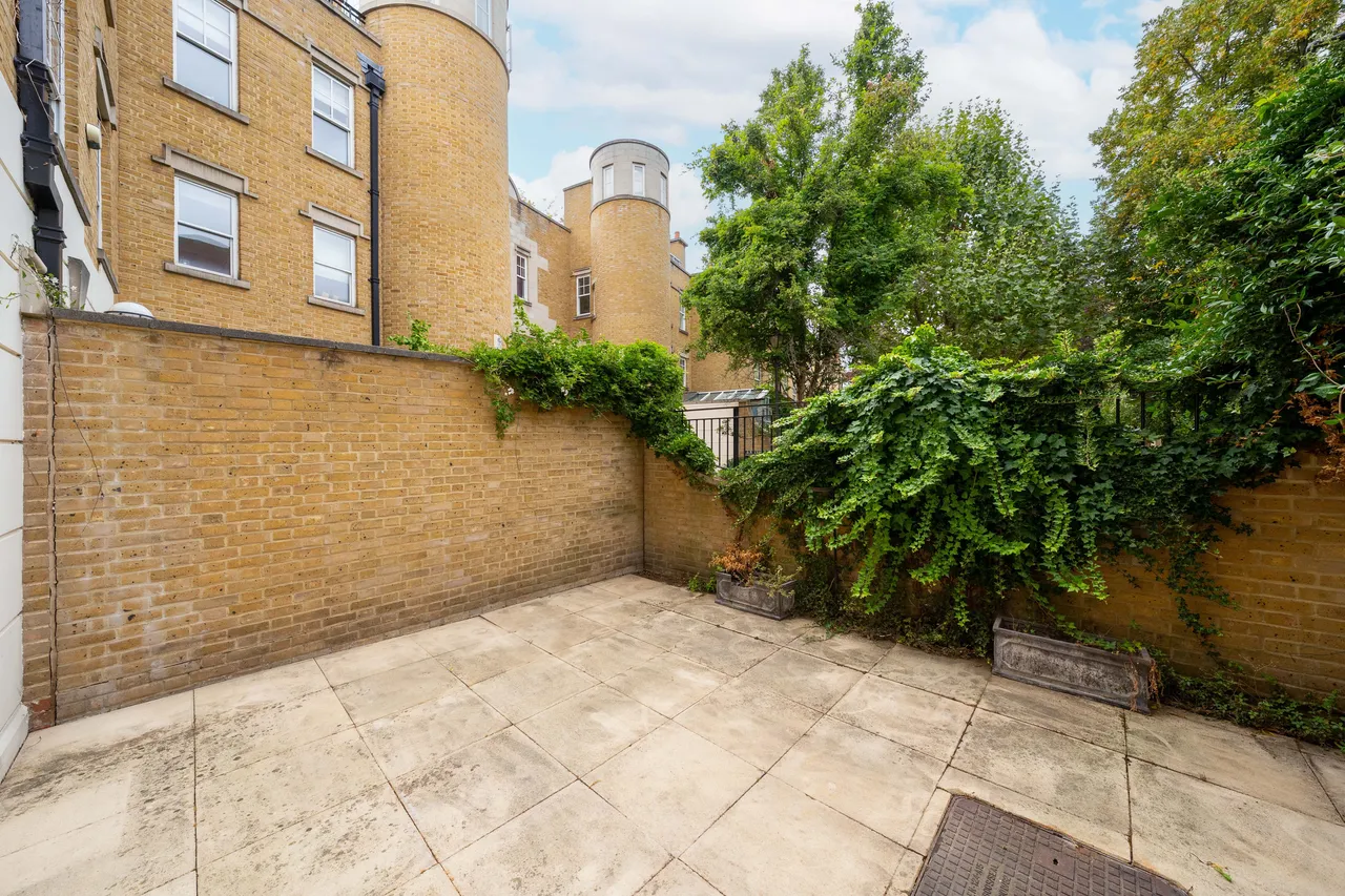 Lindsay Square, London, SW1V, photo 12