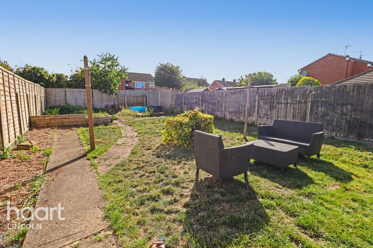 Hutson Drive, North Hykeham, LN6, photo 23