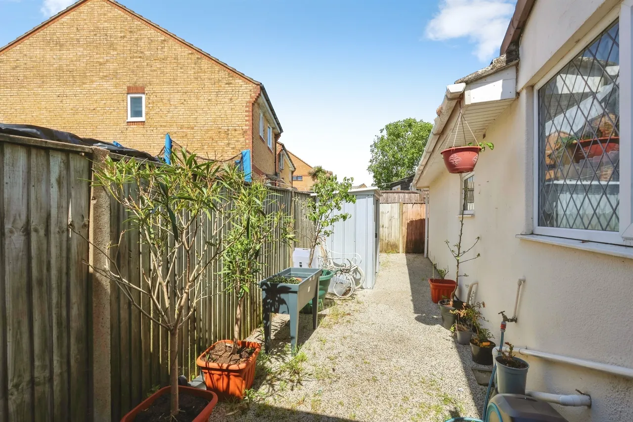 Samson Road, Poole, photo 11