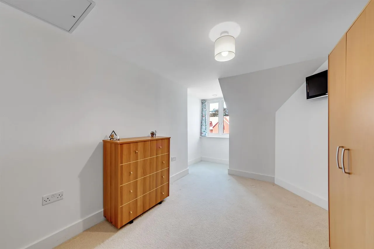 Limpsfield Road, Sanderstead, CR2, photo 8