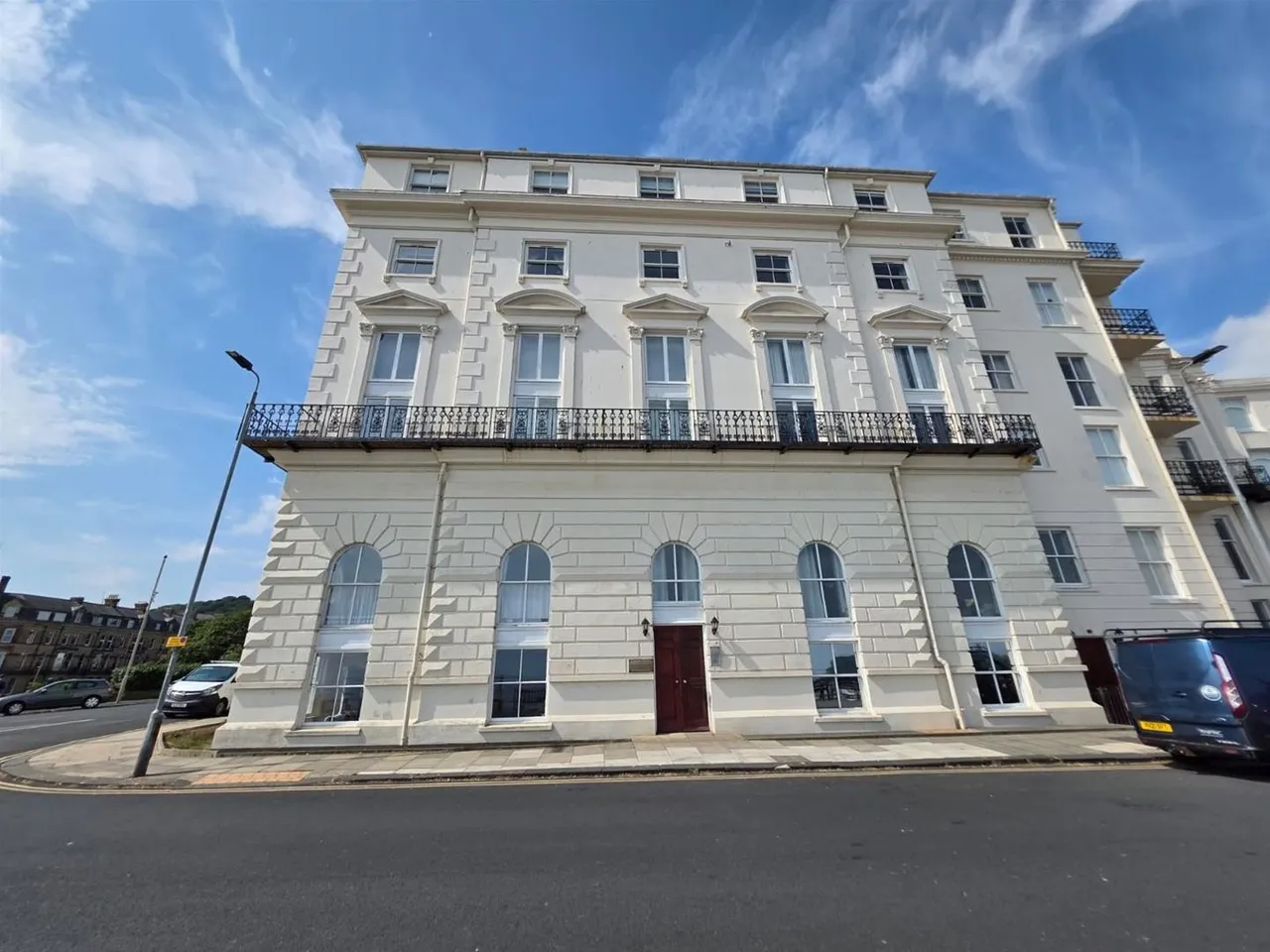 2 bed flat for sale — Esplanade, Scarborough YO11 2BB