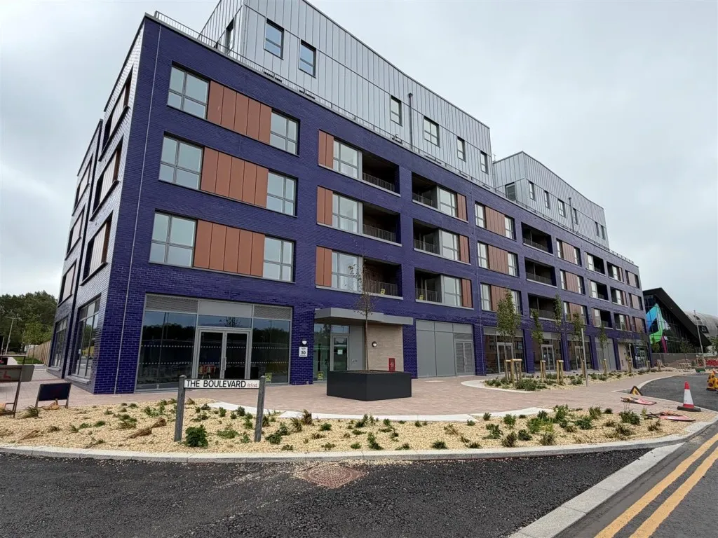 shop to rent — The Boulevard, Hengrove Park, Bristol, BS14 0DB
