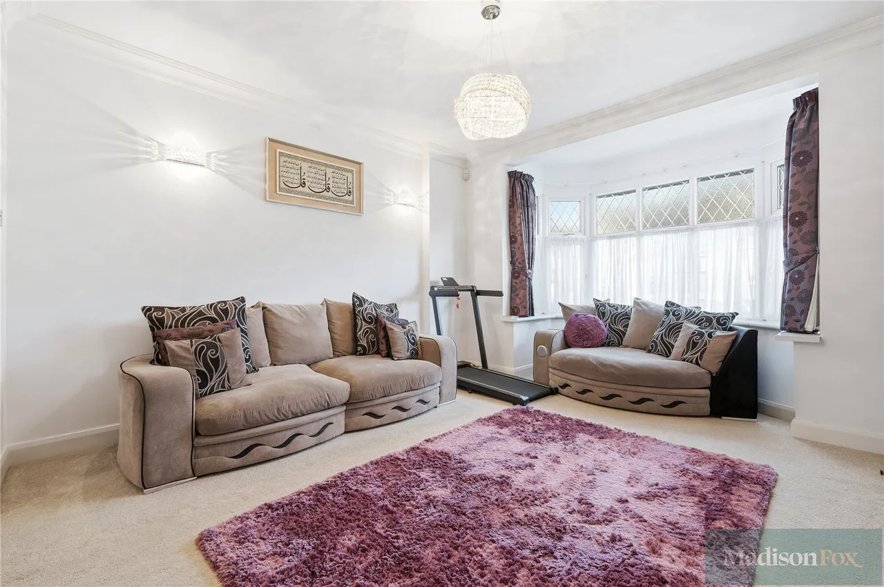 Greenleafe Drive, Ilford, IG6, photo 6