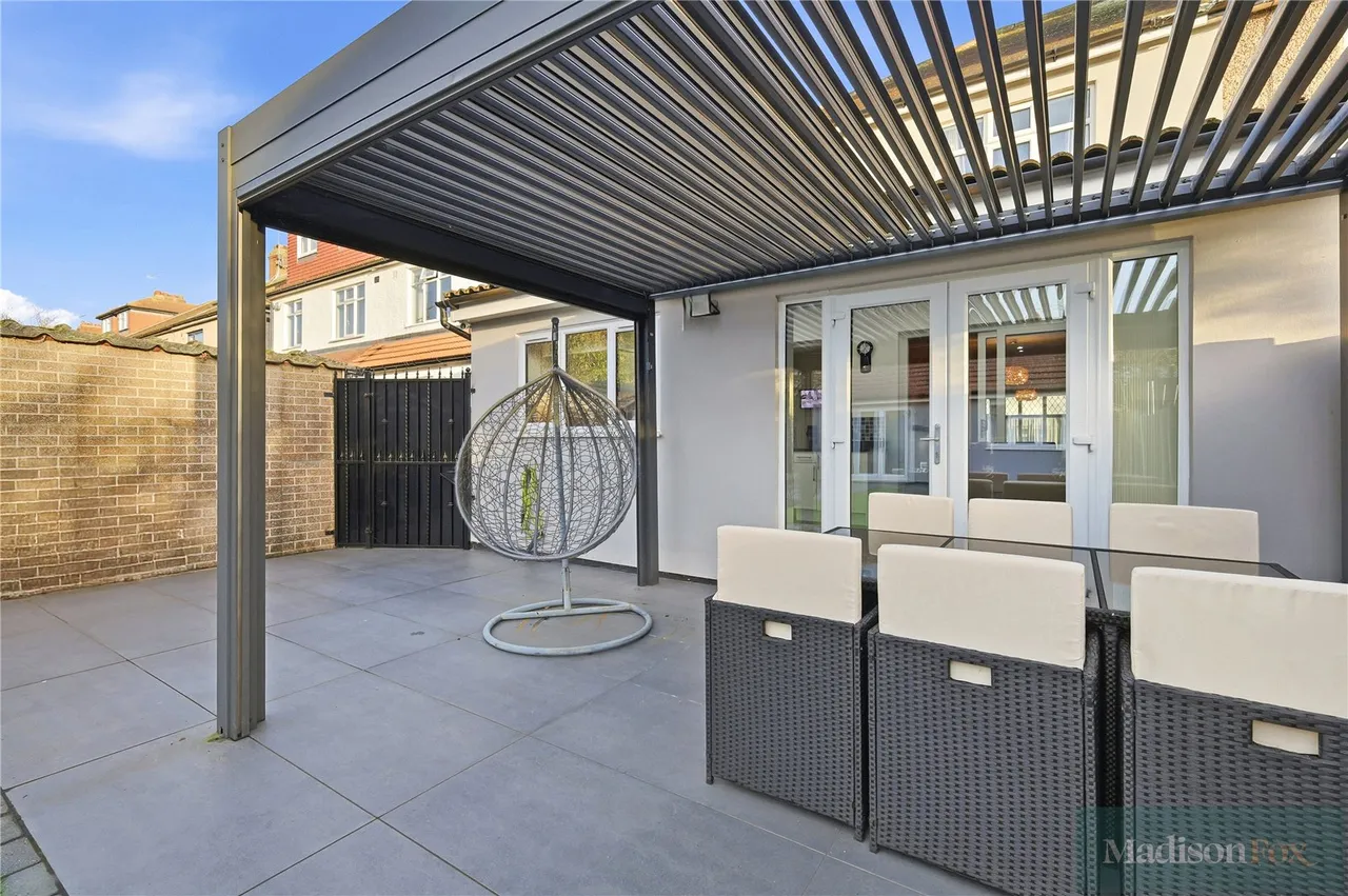 Greenleafe Drive, Ilford, IG6, photo 29