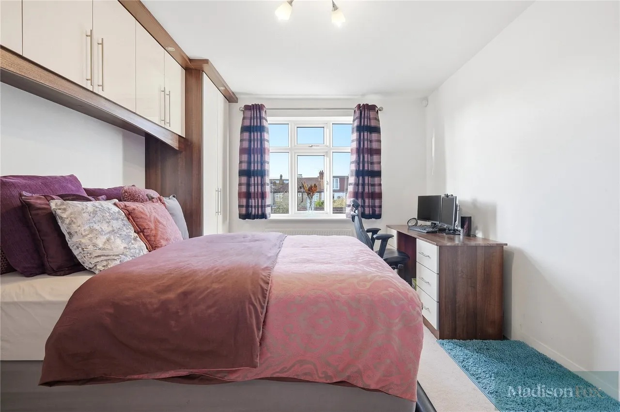 Greenleafe Drive, Ilford, IG6, photo 21