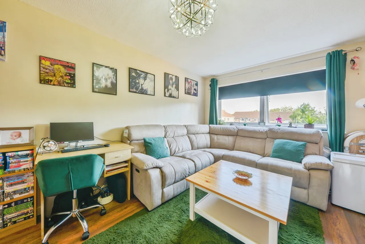 Grove Court, Arlesey, photo 7