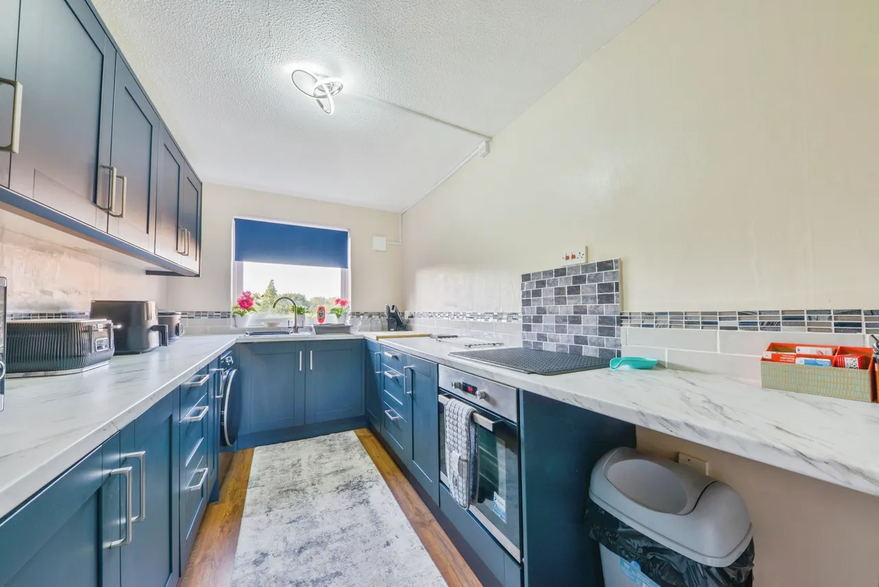 Grove Court, Arlesey, photo 3