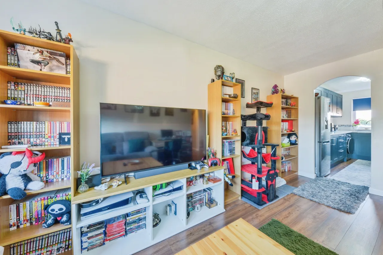 Grove Court, Arlesey, photo 8