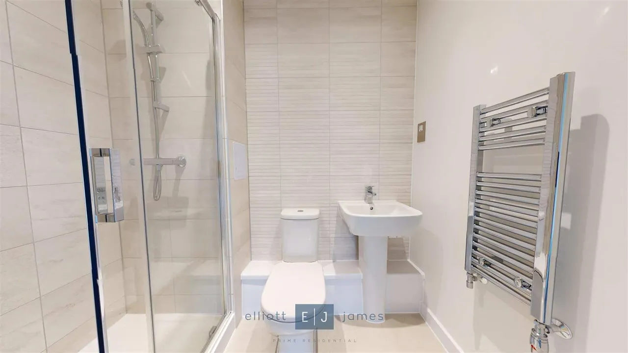 Academy Way, IG10, photo 8