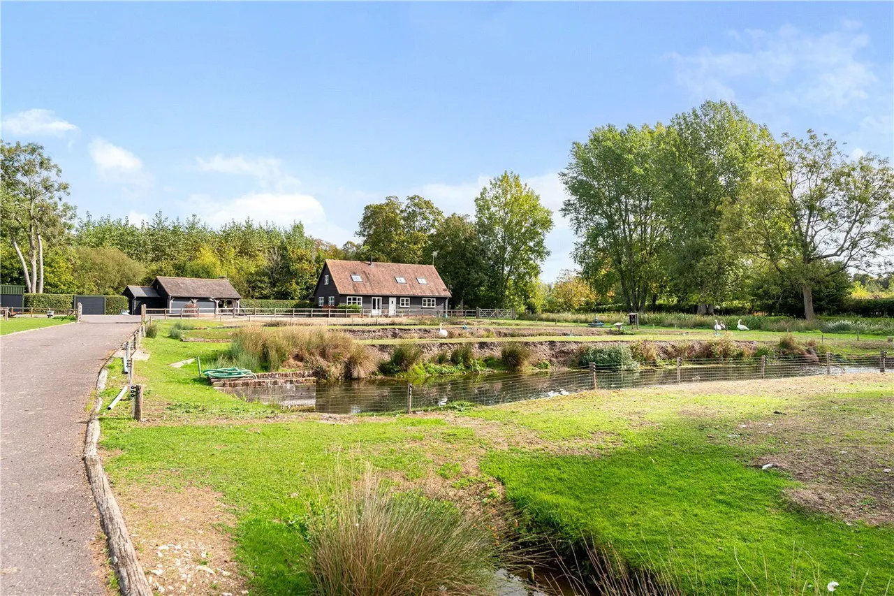 Mill Lane, Longparish, SP11, photo 3