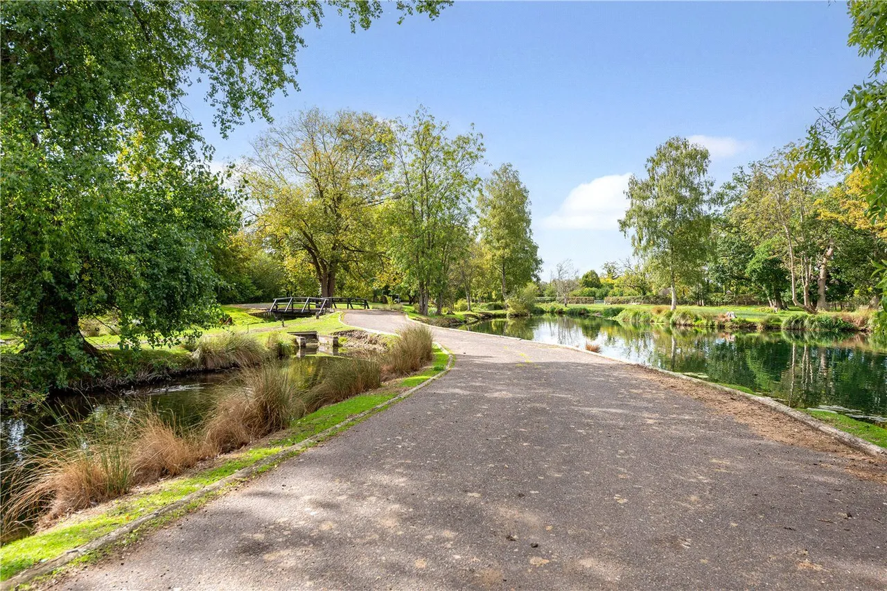 Mill Lane, Longparish, SP11, photo 6