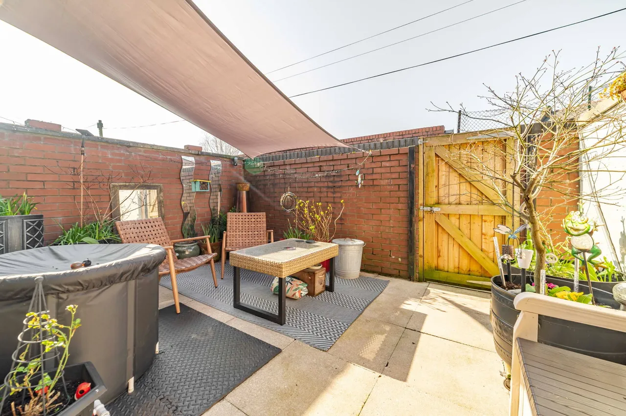 Middleton Road, Hopwood, photo 2
