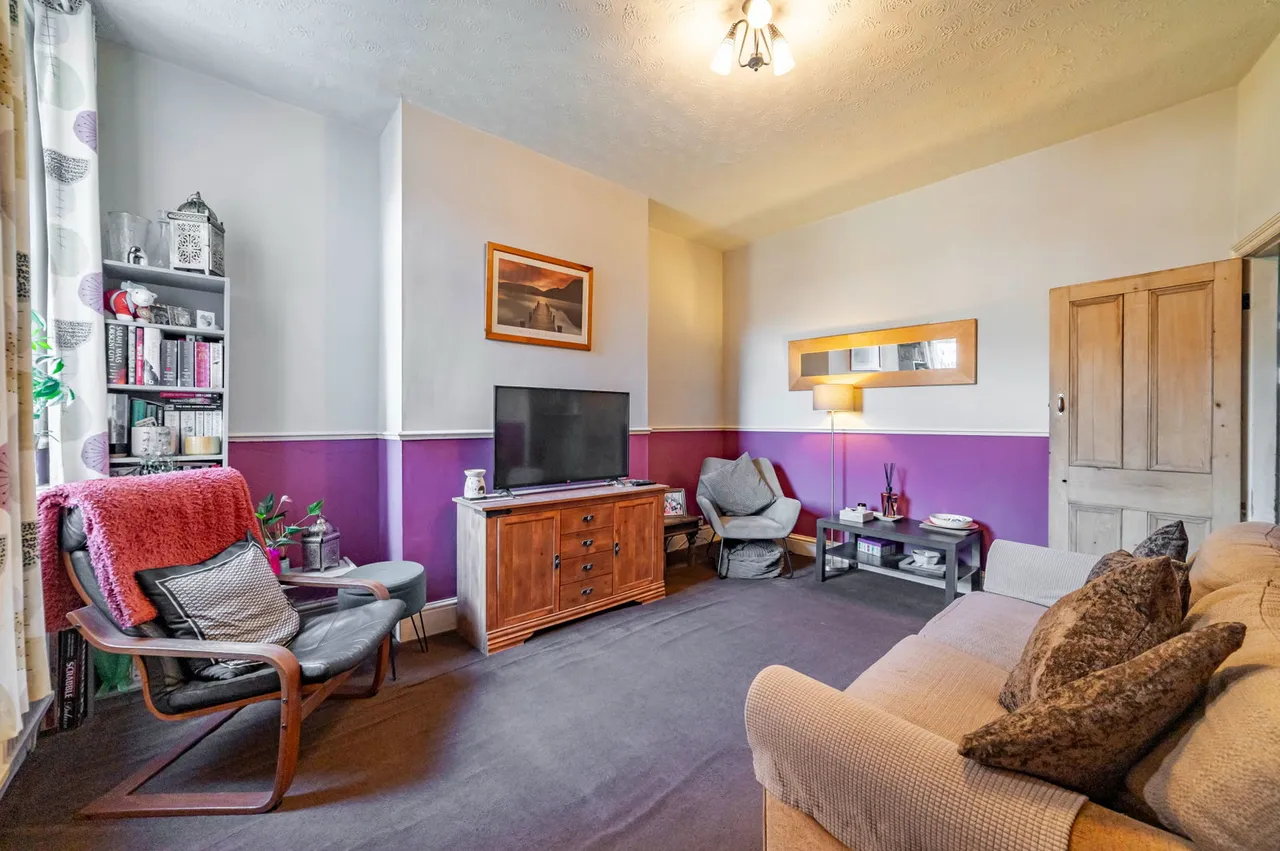 Middleton Road, Hopwood, photo 5