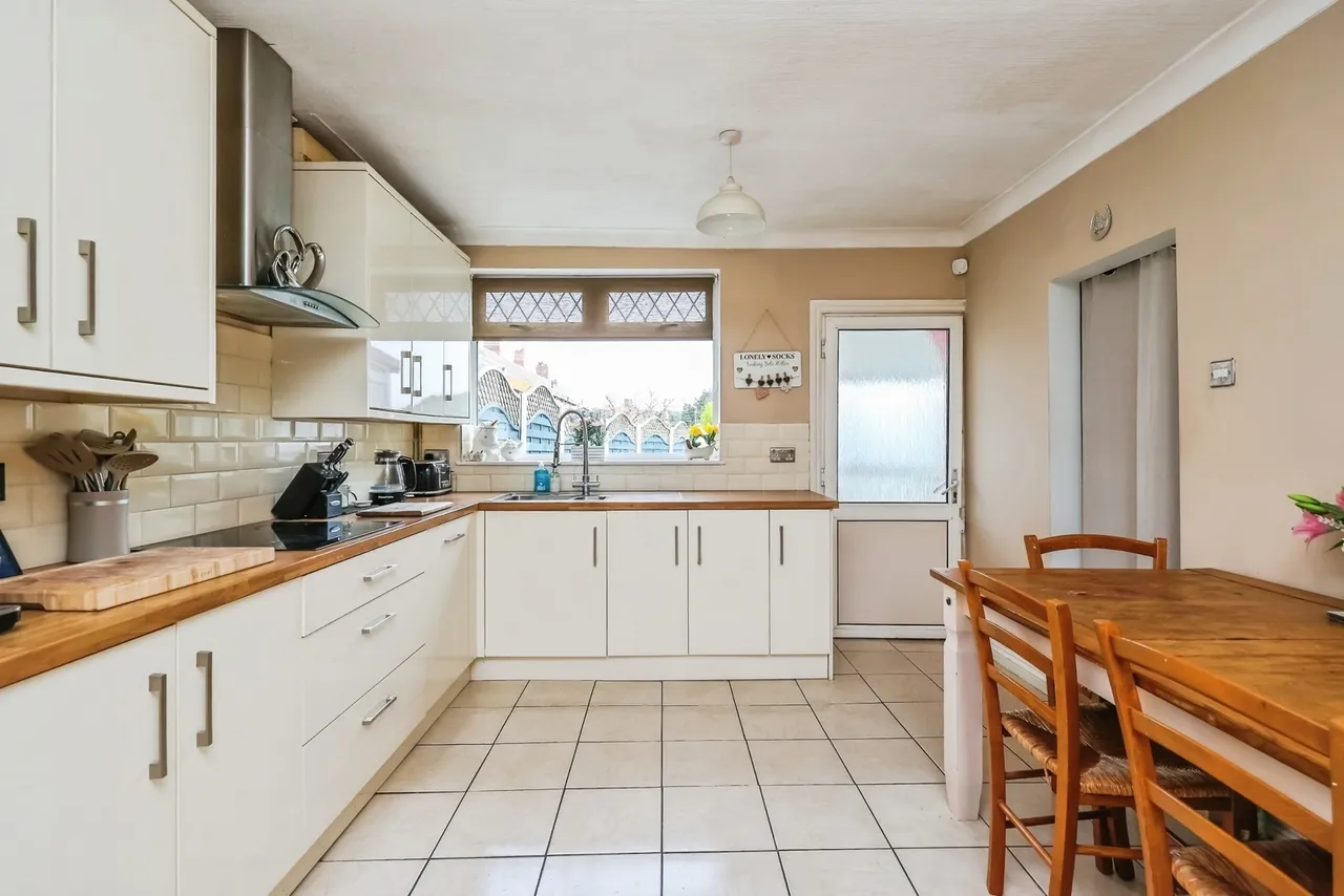 Lyndhurst Avenue, Mansfield, NG21, photo 5
