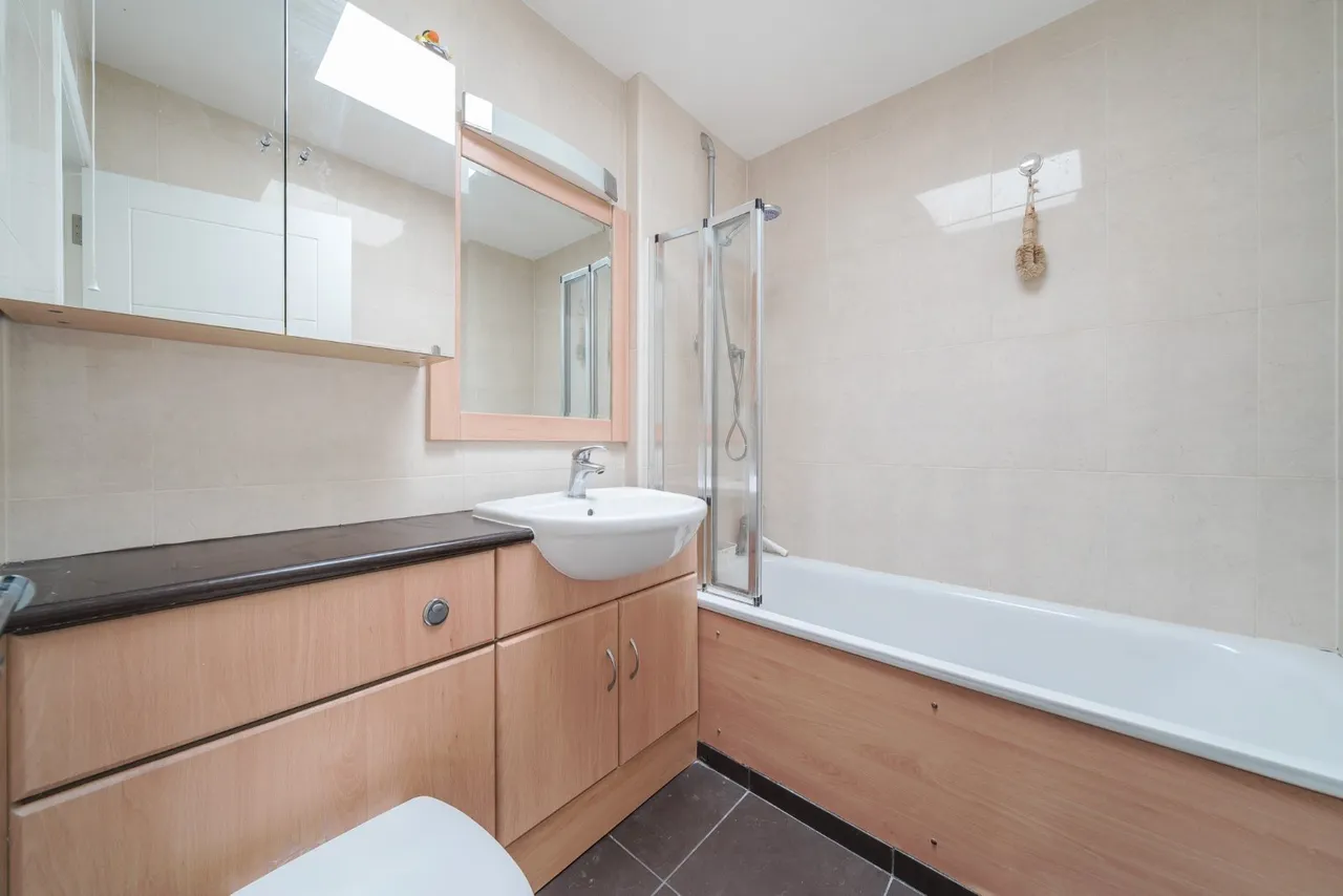 Princes Road, Wimbledon, London, SW19, photo 5