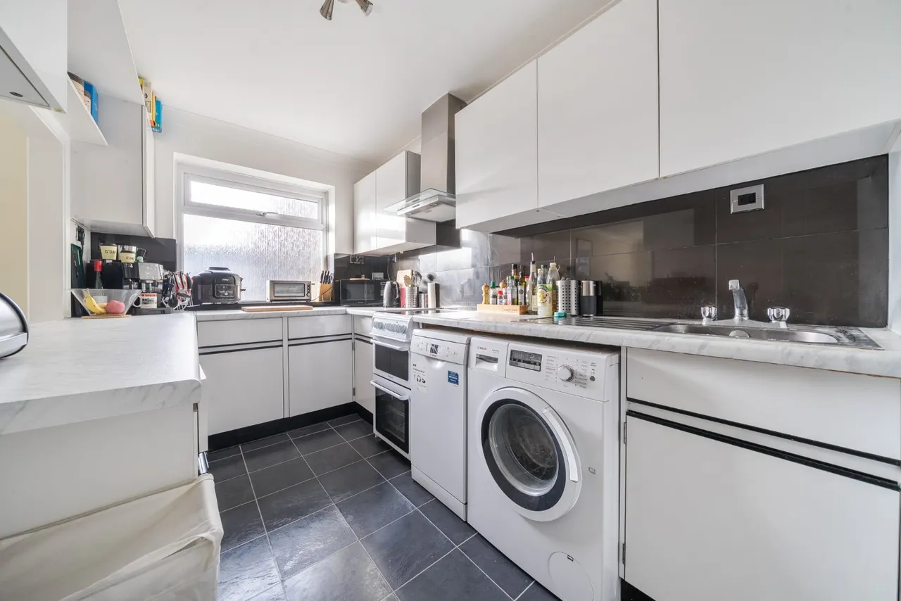Princes Road, Wimbledon, London, SW19, photo 2
