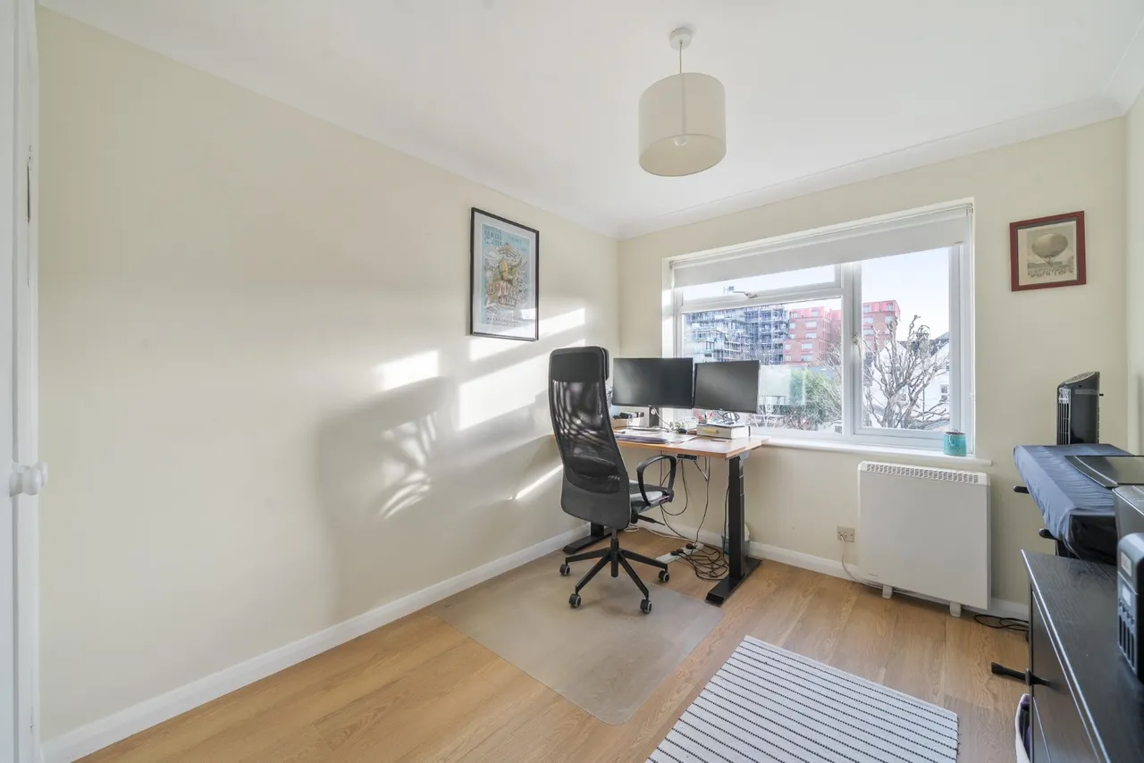 Princes Road, Wimbledon, London, SW19, photo 6