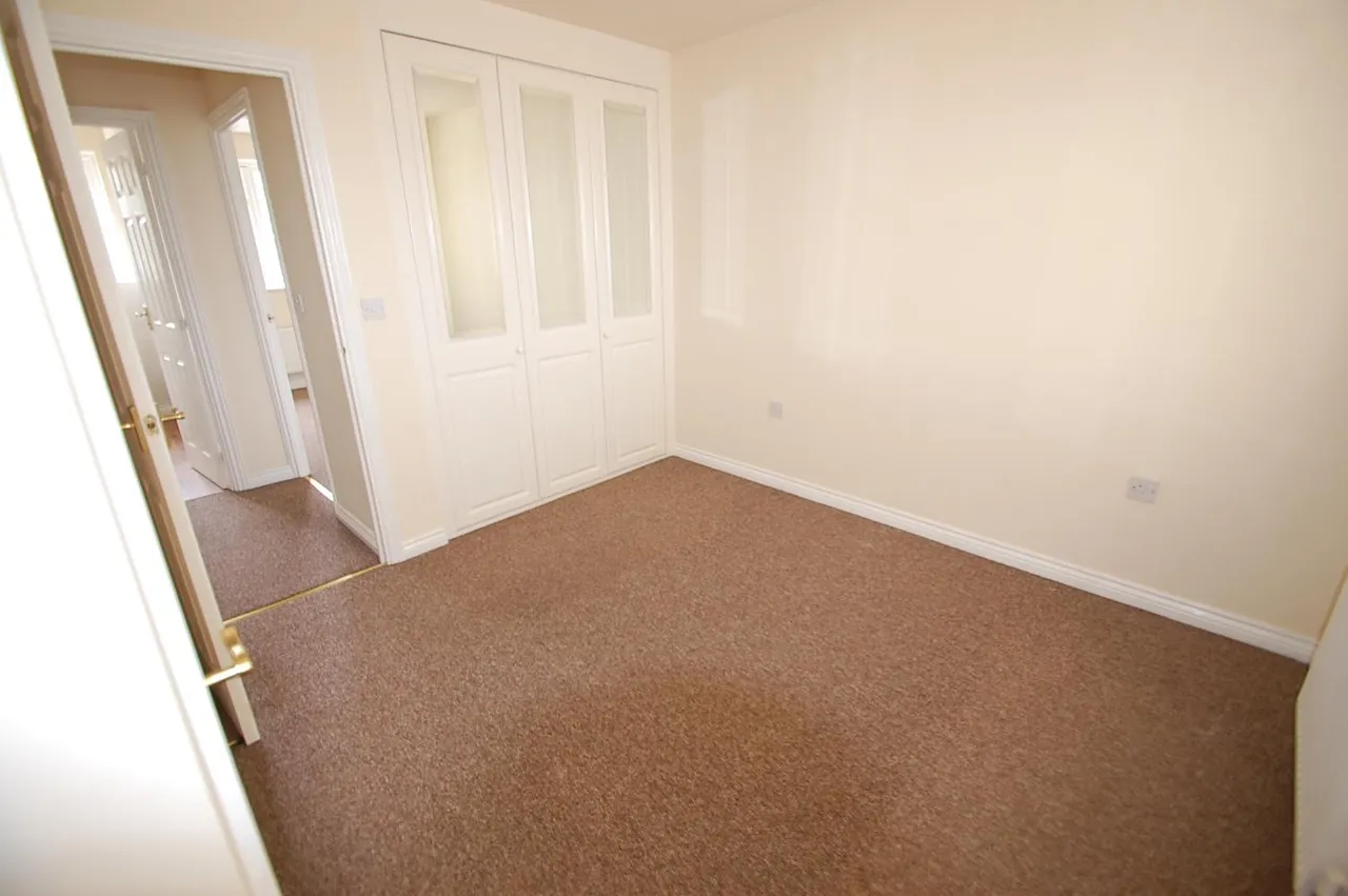 Bramling Cross Road, Burton upon Trent, DE14, photo 10