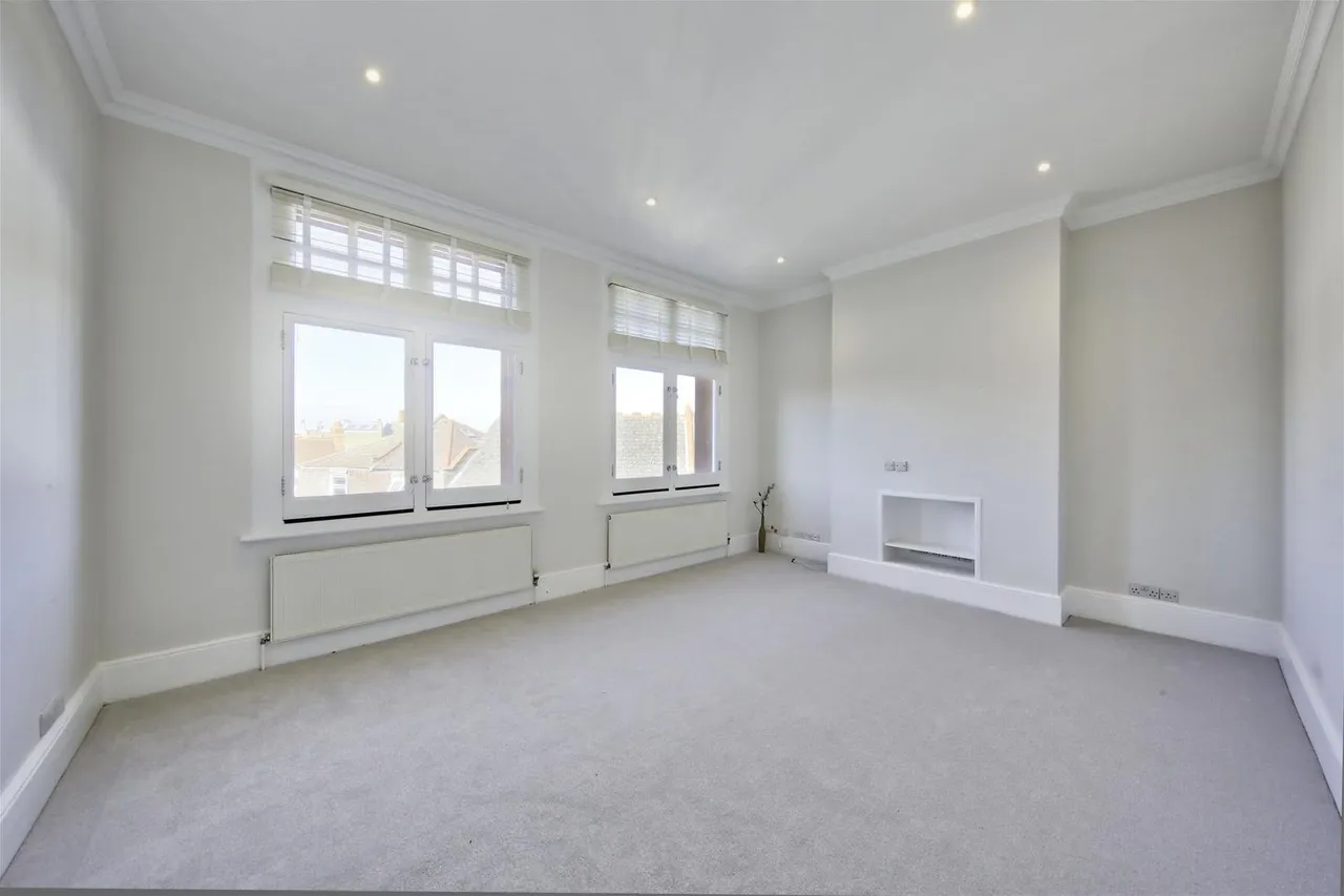 High Street Wimbledon, London SW19 5EG, photo 6