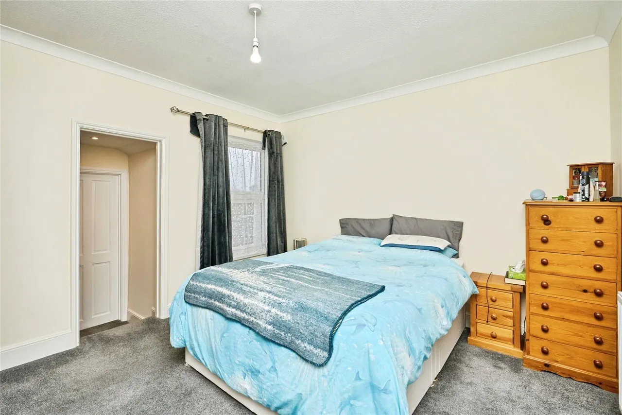 Arnold Road, Ryde, PO33, photo 11