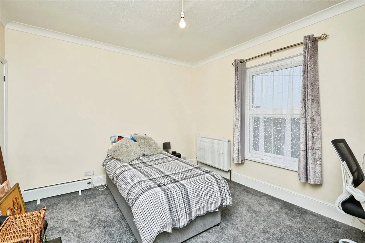 Arnold Road, Ryde, PO33, photo 10