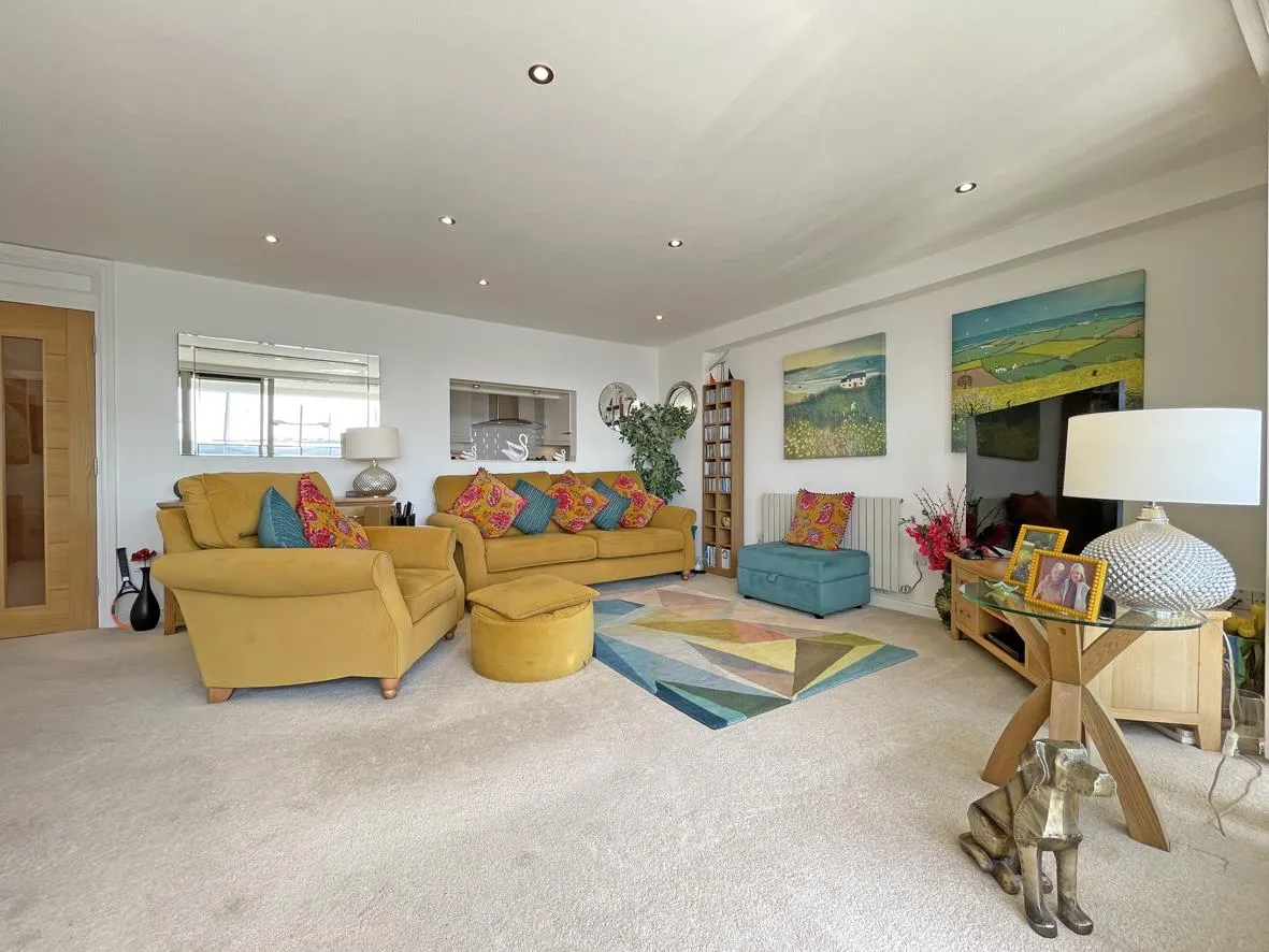 Lower Street, Plymouth, PL4, photo 15