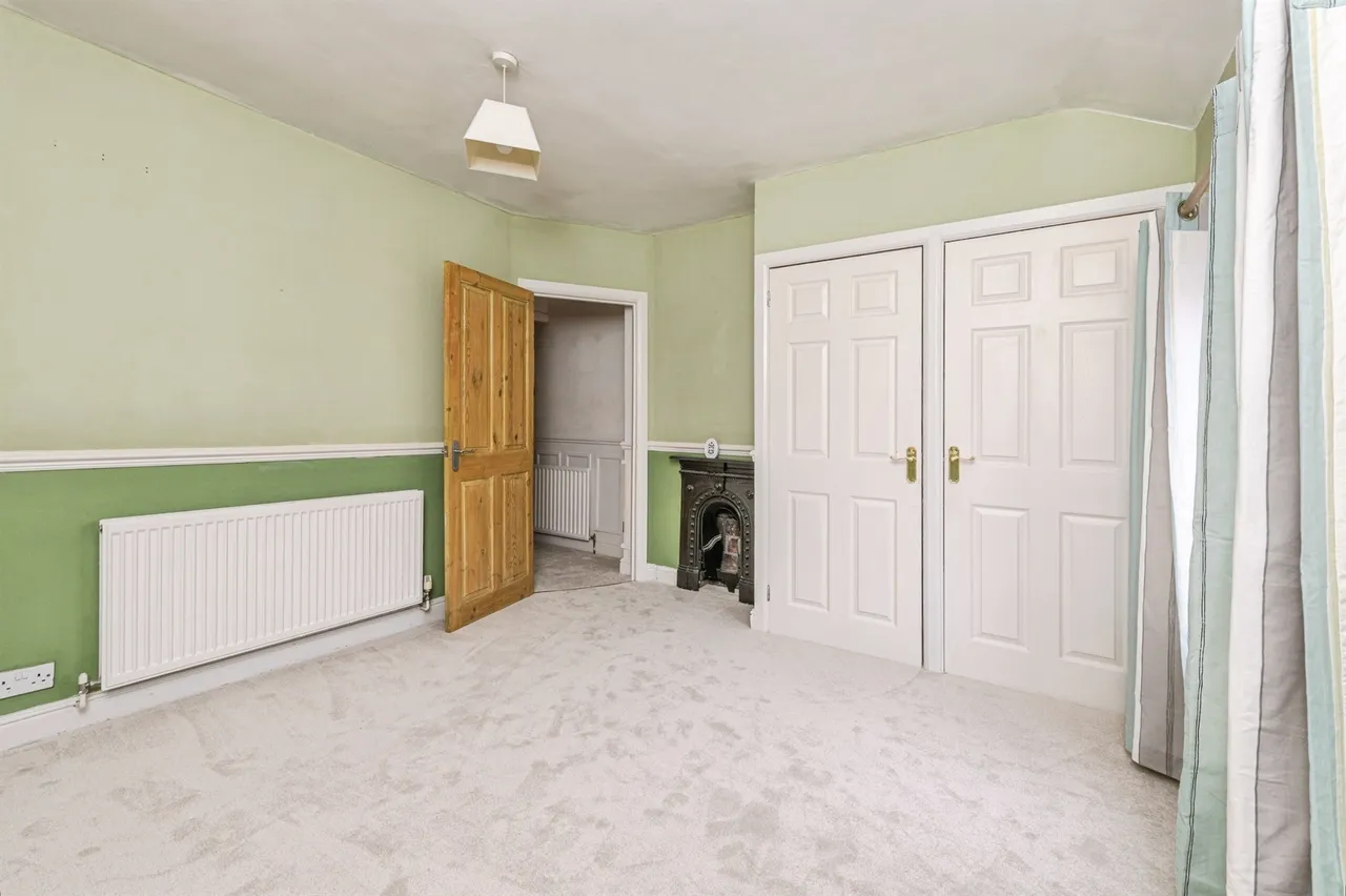 Woodhall Avenue, Bradford, photo 5