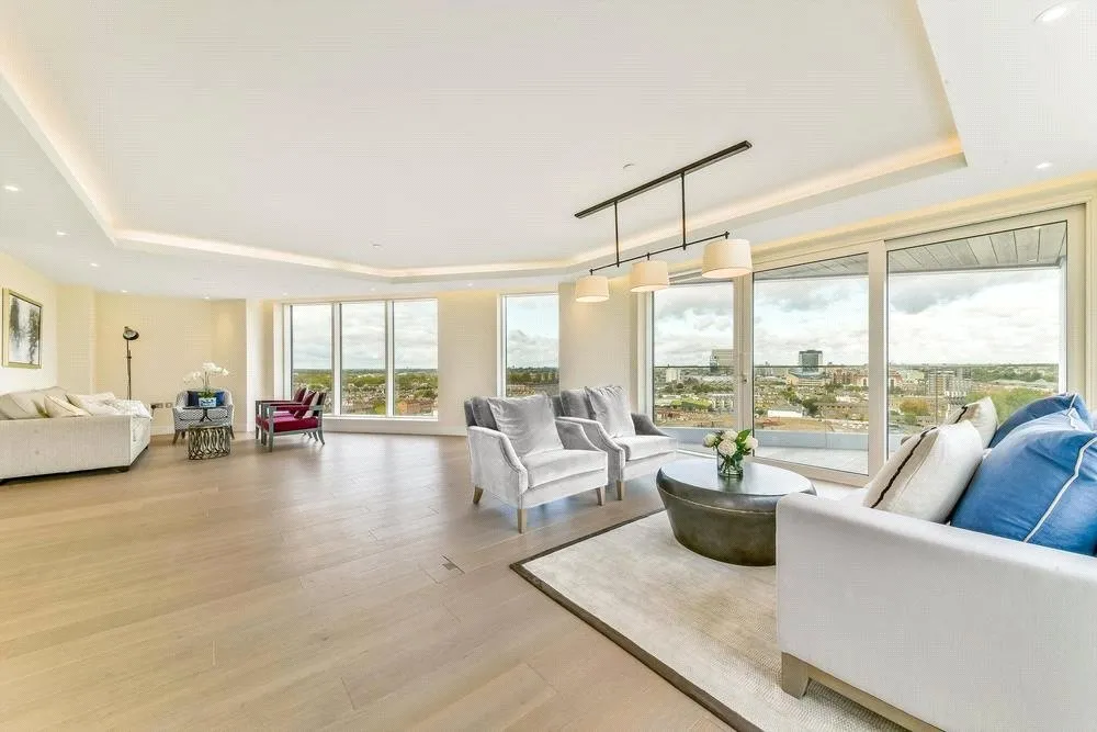 6 bed flat for sale — Chelsea Creek Tower, Park Street, London, SW6 2RQ