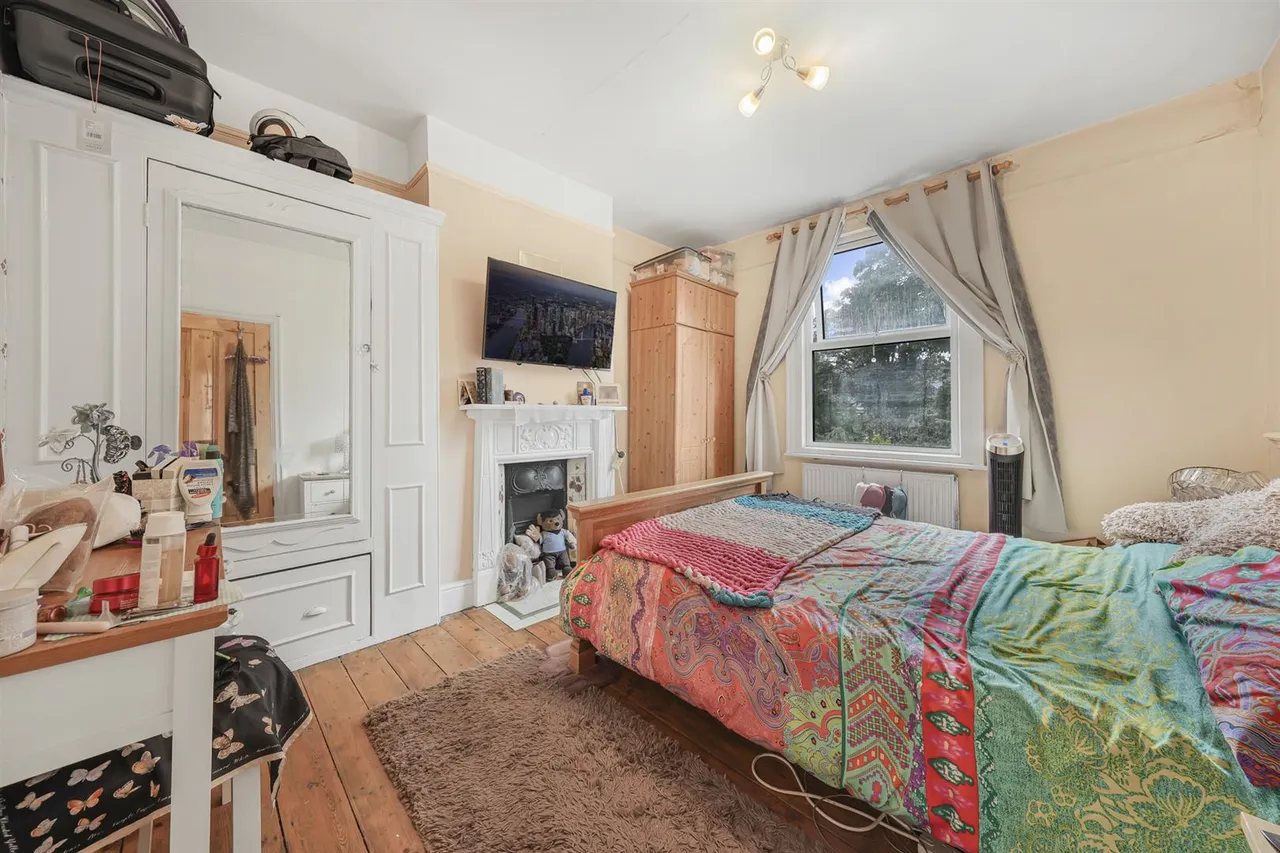 Beech Hall Road, Highams Park, E4, photo 19